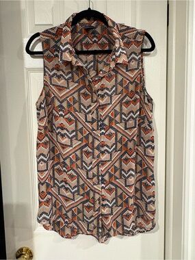 Lavon Sleeveless Geometric Print Collared Sleeveless Blouse